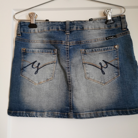 Jupe - Picture 3 of 3